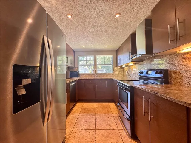 $2,395 | 741 Cordova Drive, Orlando, FL 32804