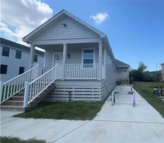 $1,600 | 2024 Feliciana Street, New Orleans, LA 70117