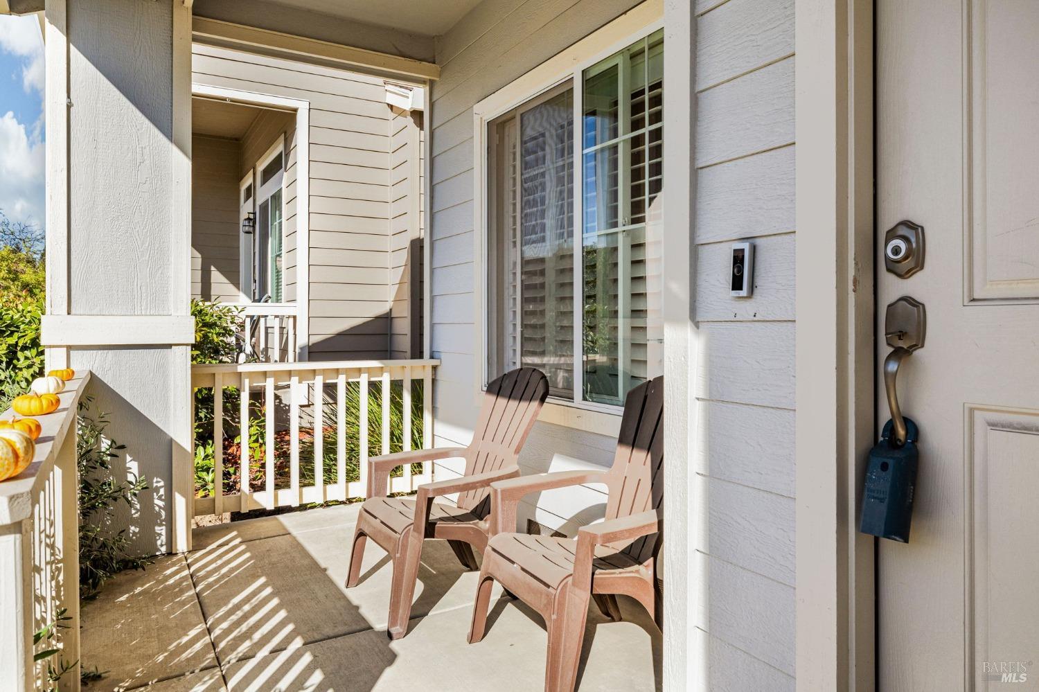 2448 Gilham Way Santa Rosa, CA 95404 - Photo 7 of 39