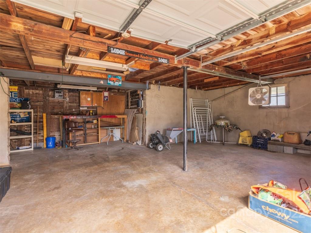 23 Gossett Road Candler, NC 28715 - Photo 9 of 17 Gallery Image 9