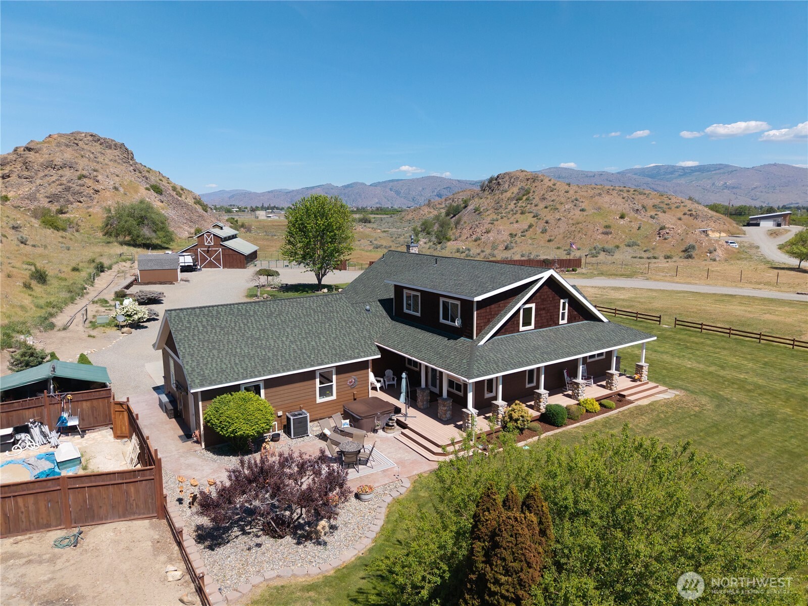 23 George Road Omak, WA 98841 - Photo 33 of 40 an aerial view of a house with a big yard