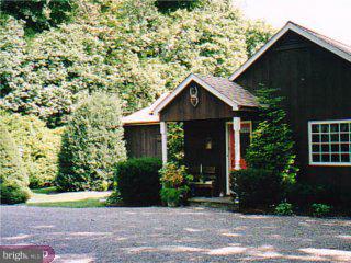 6147 Upper York Road New Hope, PA 18938 - Photo 2 of 6 Gallery Image 2