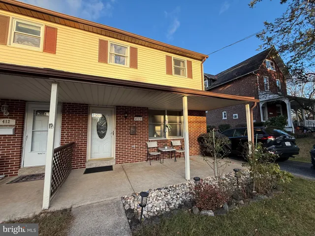 $2,300 | 410 North 5th Avenue, Royersford, PA 19468