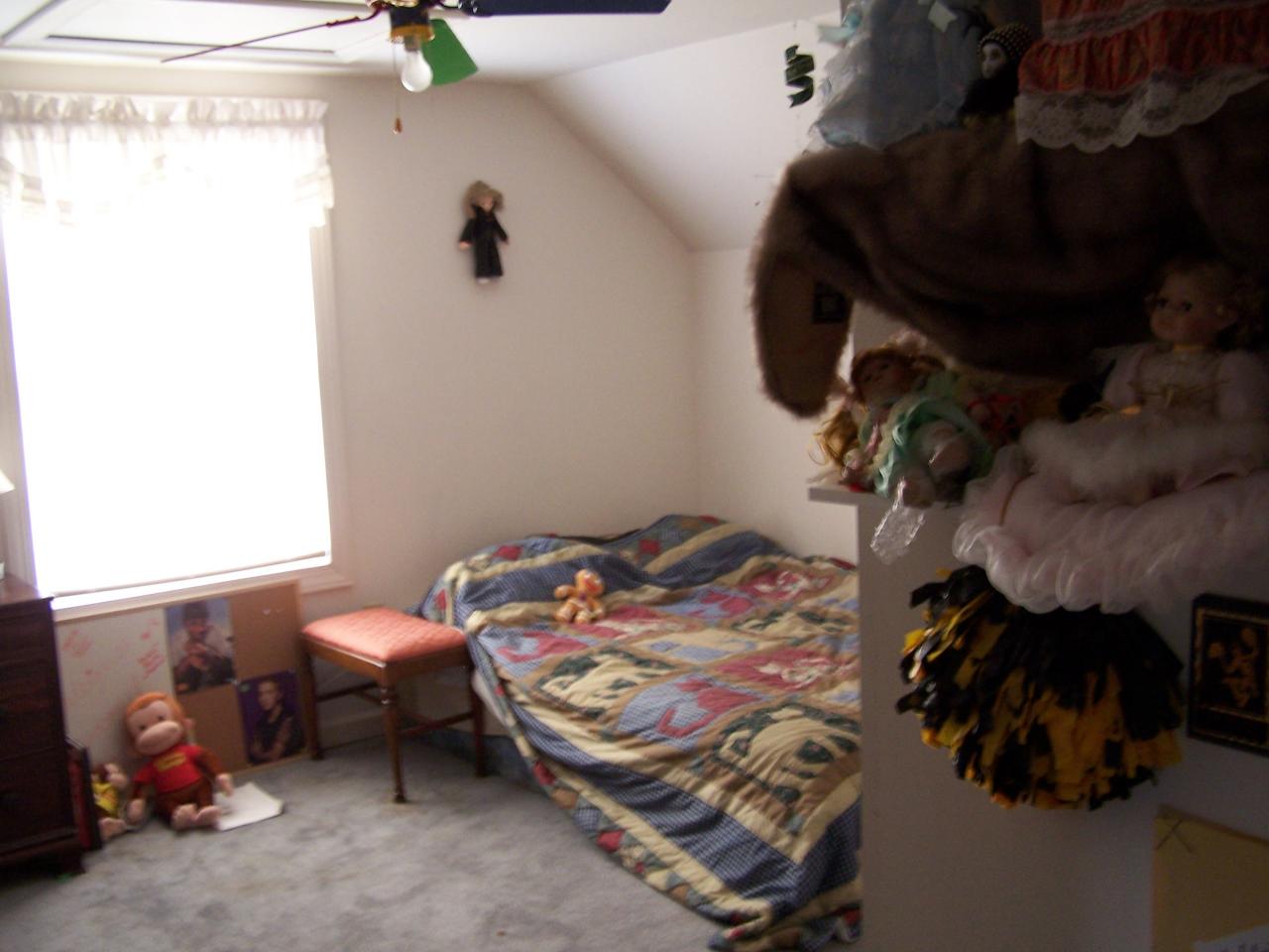 1301 Jeters Mill Road Vinton, VA 24179 - Photo 17 of 20 Upstairs Bedroom