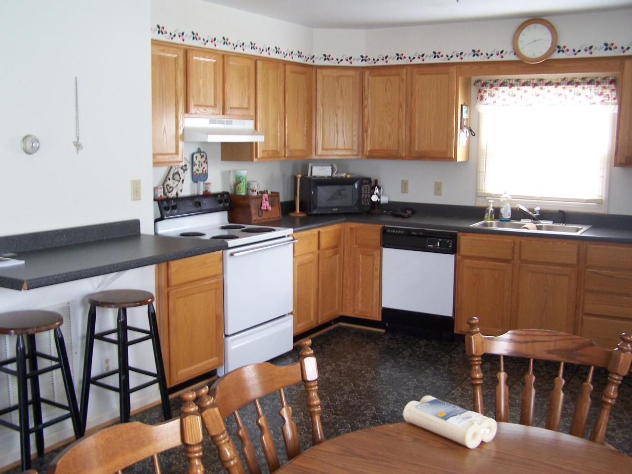 1301 Jeters Mill Road Vinton, VA 24179 - Photo 8 of 20 Kitchen