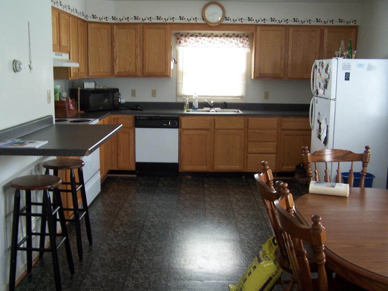1301 Jeters Mill Road Vinton, VA 24179 - Photo 9 of 20 Kitchen
