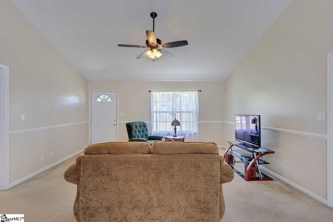 284 Rigs Drive Boiling Springs, SC 29316 - Photo 11 of 36