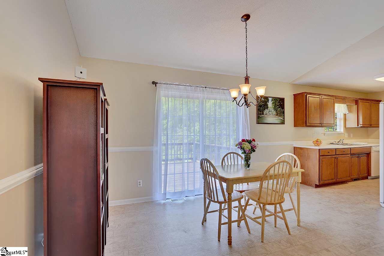 284 Rigs Drive Boiling Springs, SC 29316 - Photo 13 of 36
