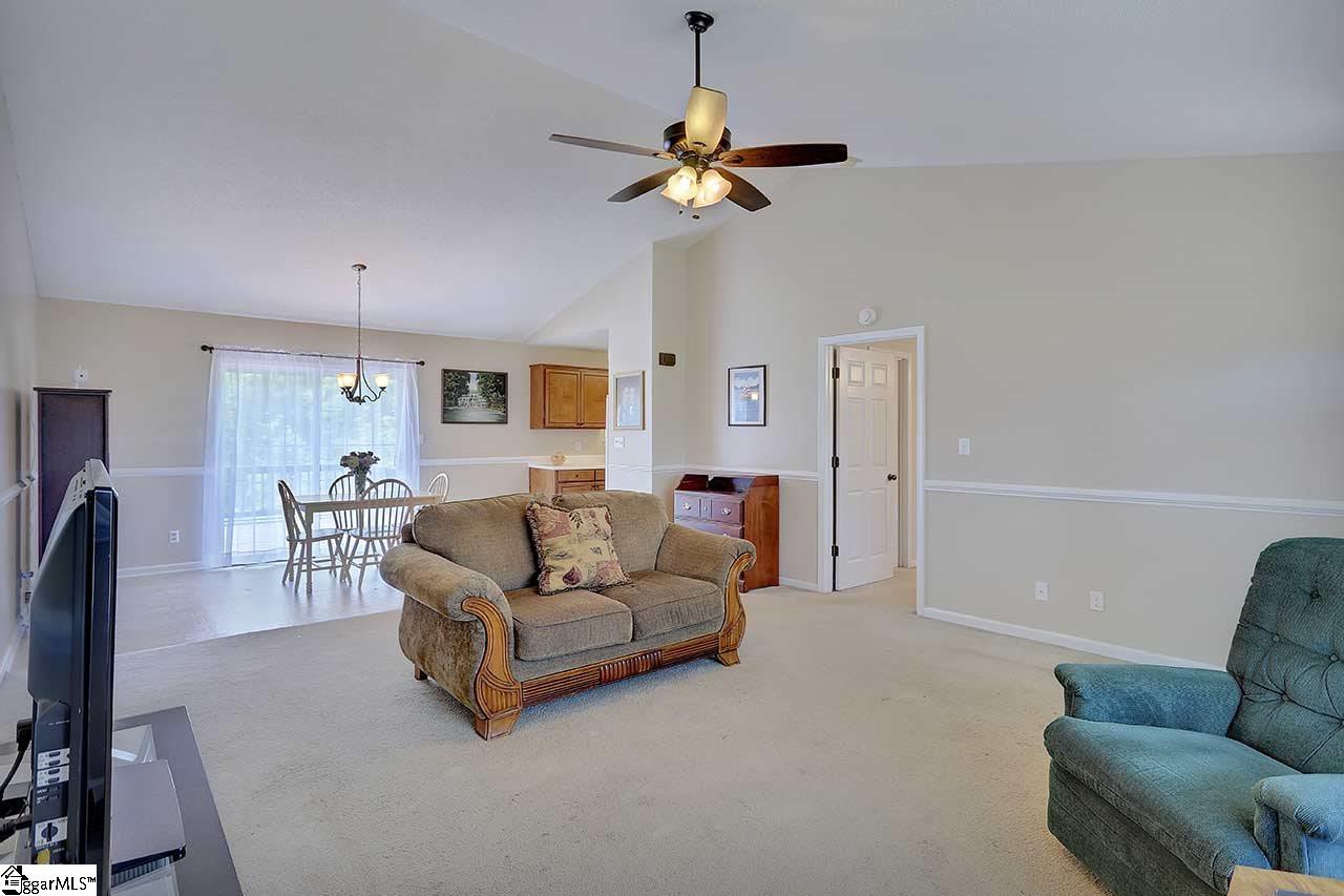 284 Rigs Drive Boiling Springs, SC 29316 - Photo 10 of 36