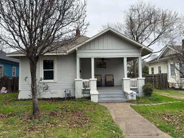 $334,900 | 526 South Clinton Avenue, Dallas, TX 75208