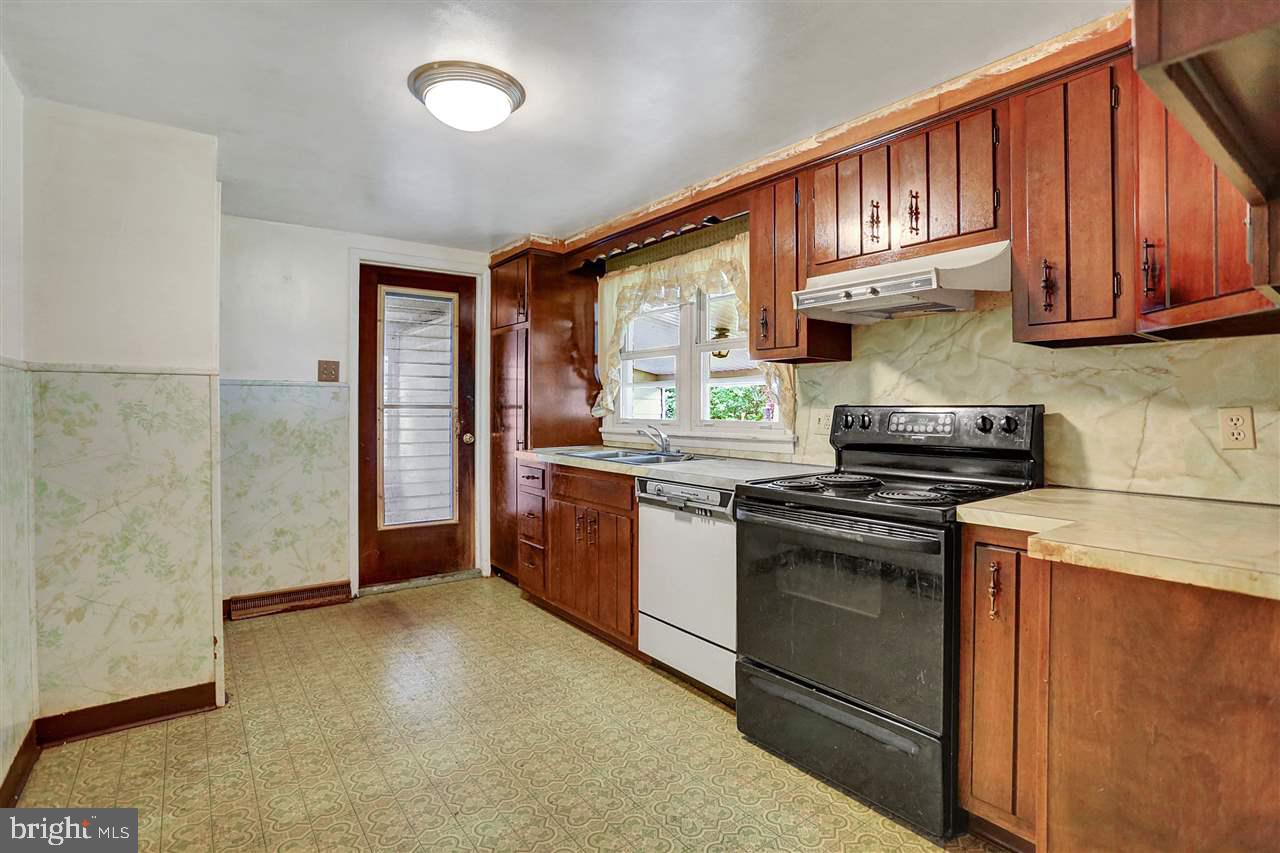 2020 Poplars Road York, PA 17408 - Photo 12 of 23 Gallery Image 12
