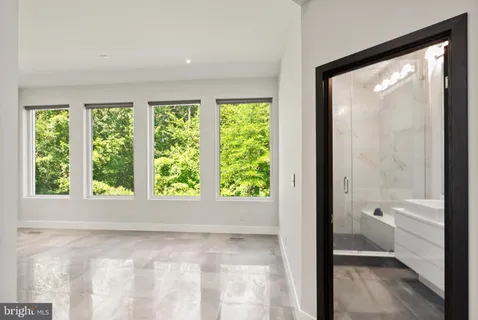 $2,499,000 | 6600 Reserves Hill Court, Annandale, VA 22003