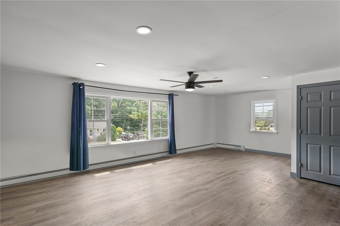 172 Knotty Oak Road Coventry, RI 02816 - Photo 13 of 36