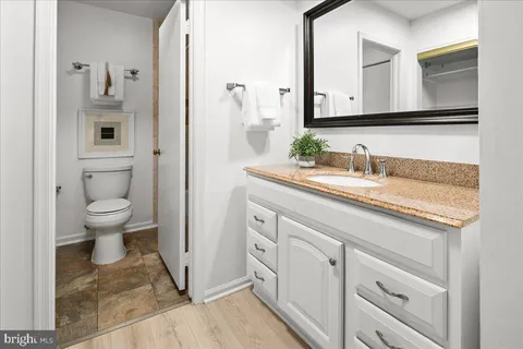 $324,900 | 3150 Covewood Court, Unit L, Falls Church, VA 22042