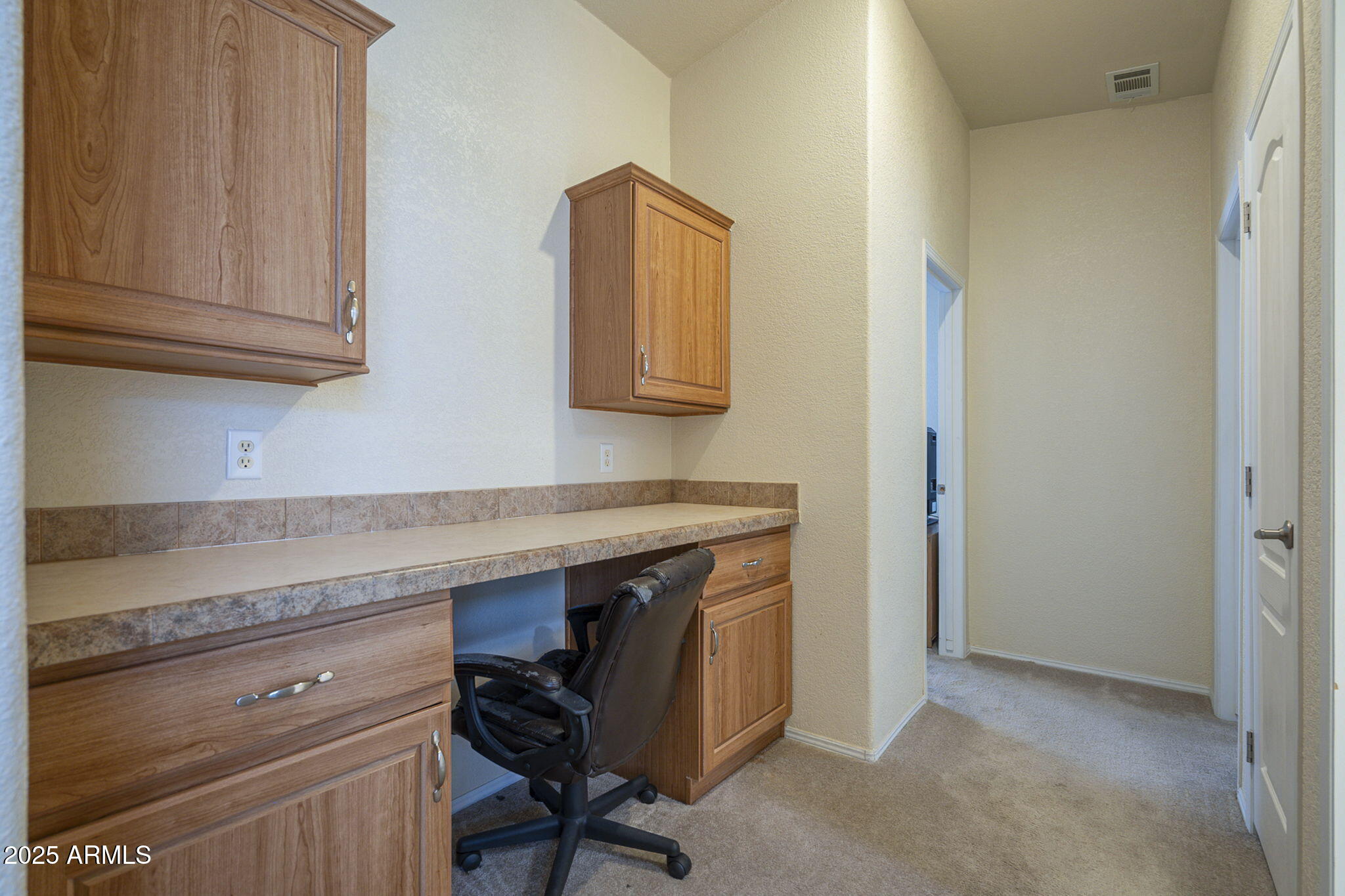 2263 North Trekell Road, Unit 93 Casa Grande, AZ 85122 - Photo 18 of 28 Hallway