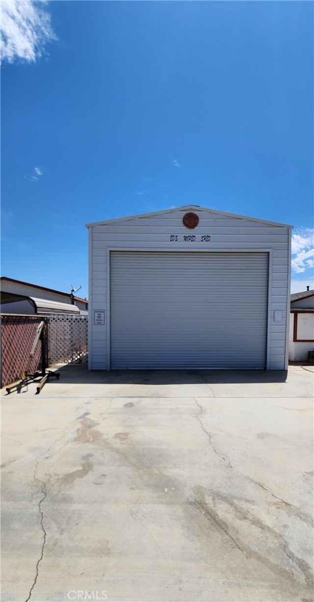 5120 Colorado River Road Blythe, CA 92225 - Photo 8 of 57 Large 20x60 RV garage with pull-thru access