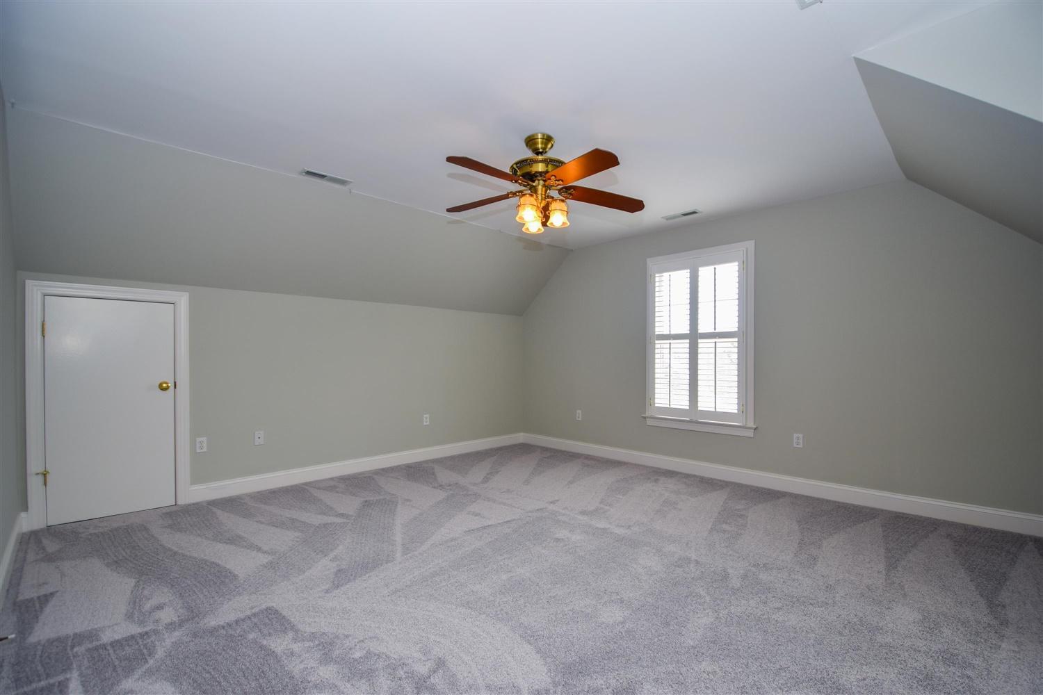 610 Highfield Road Salem, VA 24153 - Photo 19 of 28 17-Photo-17
