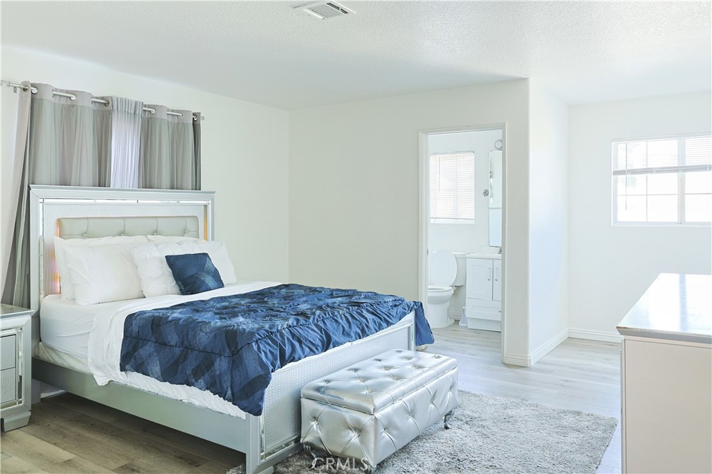 2214 West Wardlow Road Long Beach, CA 90810 - Photo 18 of 24 Gallery Image 18