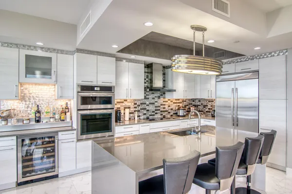 $15,000 | 1 Water Club Way, Unit 601, North Palm Beach, FL 33408