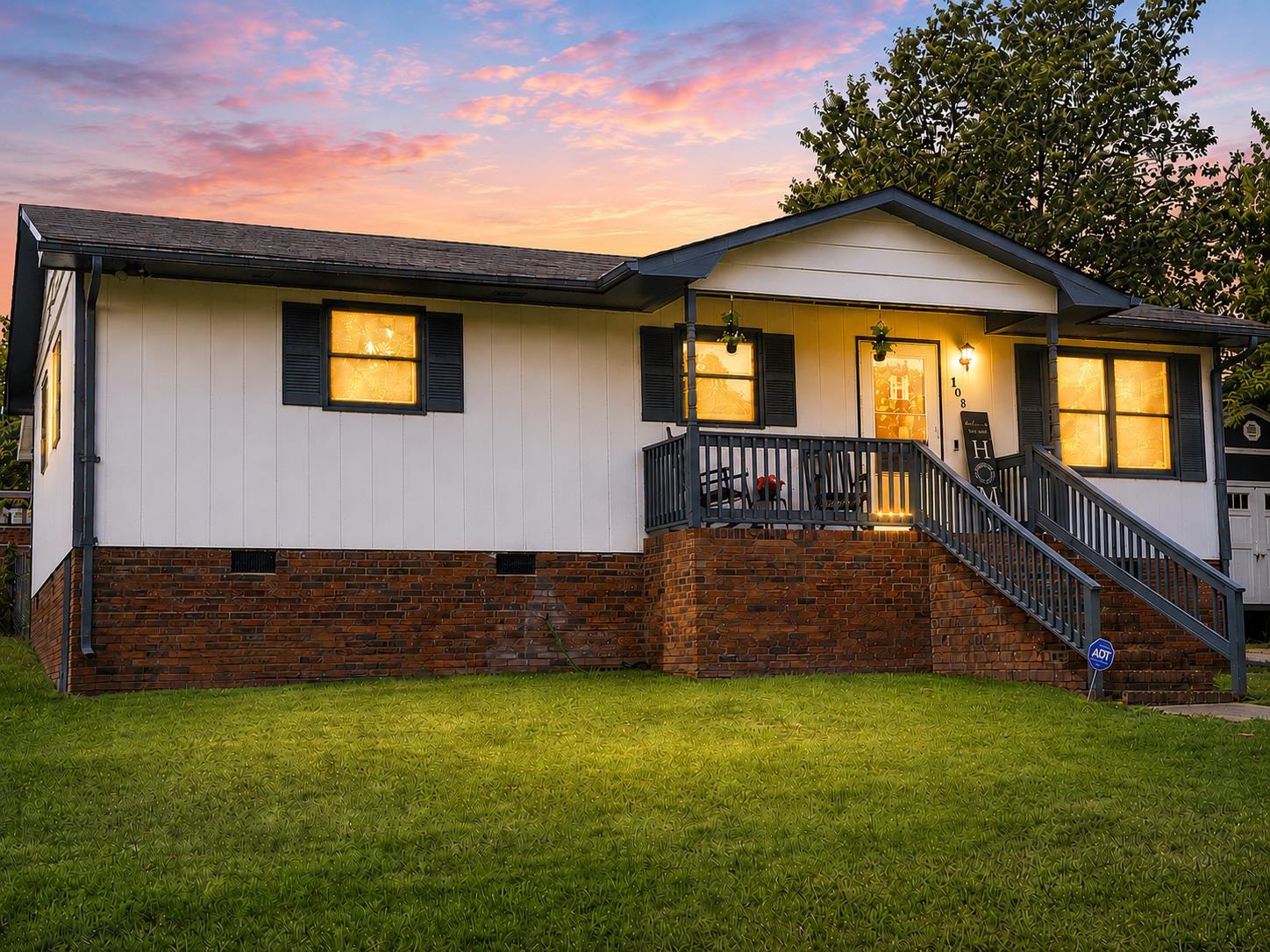 108 Everest Drive Inman, SC 29349 - Photo 2 of 17