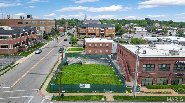 $1,425,000 | 144 West Adams Avenue, Unit 1W, St. Louis, MO 63122