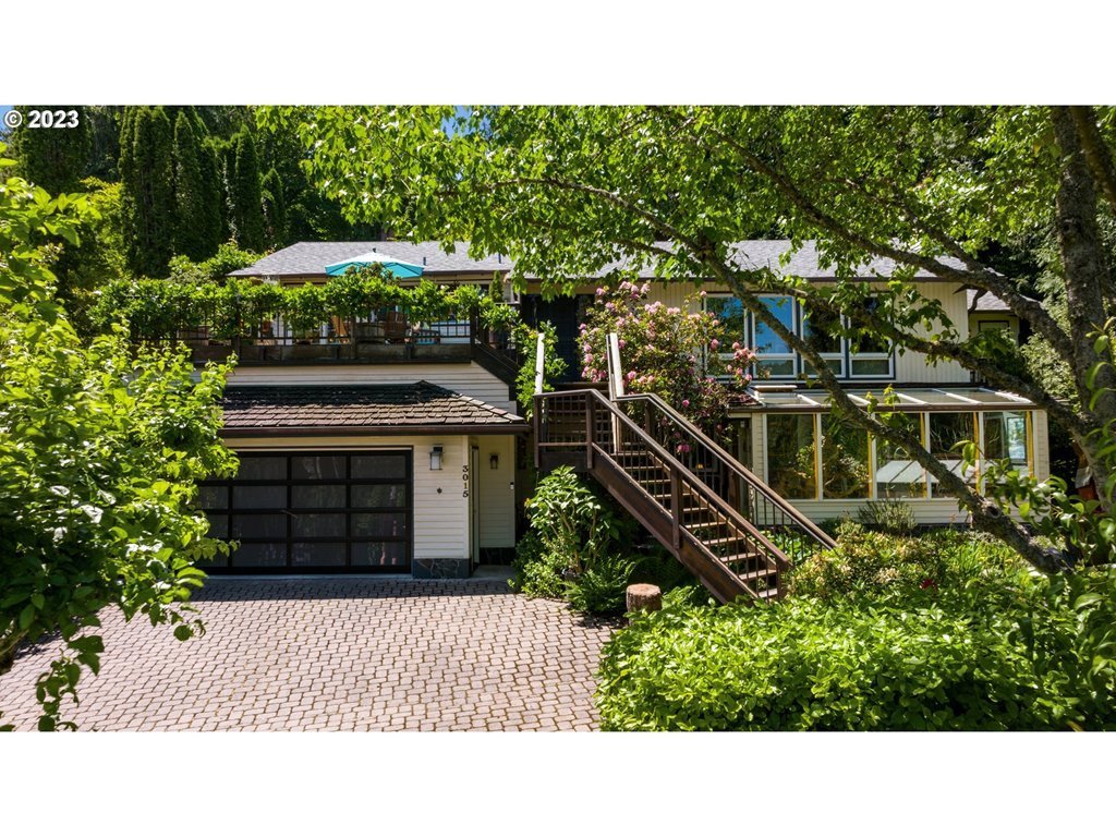 3015 Southwest Raleighview Drive Portland, OR 97225 - Photo 1 of 48 Gallery Image 1