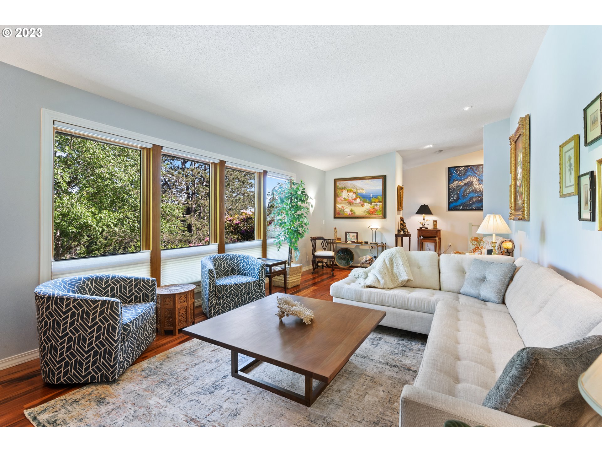3015 Southwest Raleighview Drive Portland, OR 97225 - Photo 17 of 48 Gallery Image 17