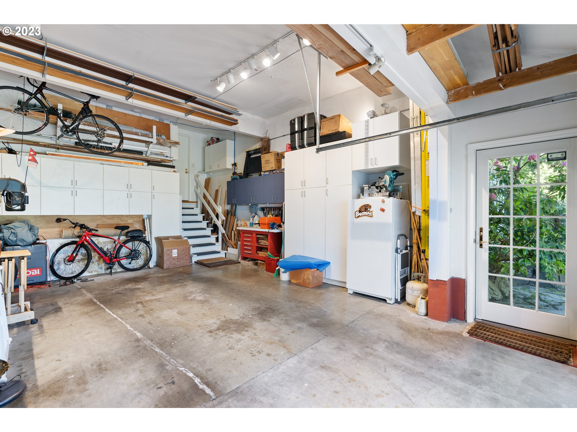 3015 Southwest Raleighview Drive Portland, OR 97225 - Photo 41 of 48 Gallery Image 41