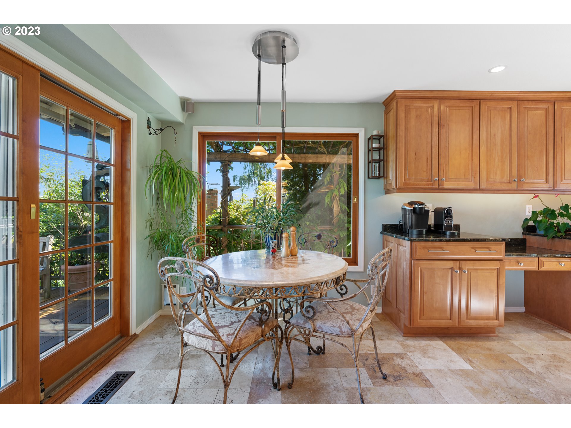 3015 Southwest Raleighview Drive Portland, OR 97225 - Photo 9 of 48 Gallery Image 9