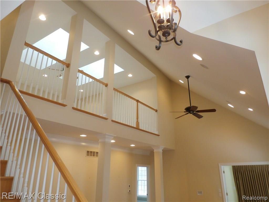 49673 Timber Trail Novi, MI 48374 - Photo 7 of 51 P3140184.JPG
