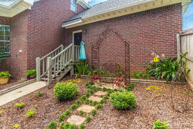 640 Southern Way Daphne, AL 36527 - Photo 32 of 35