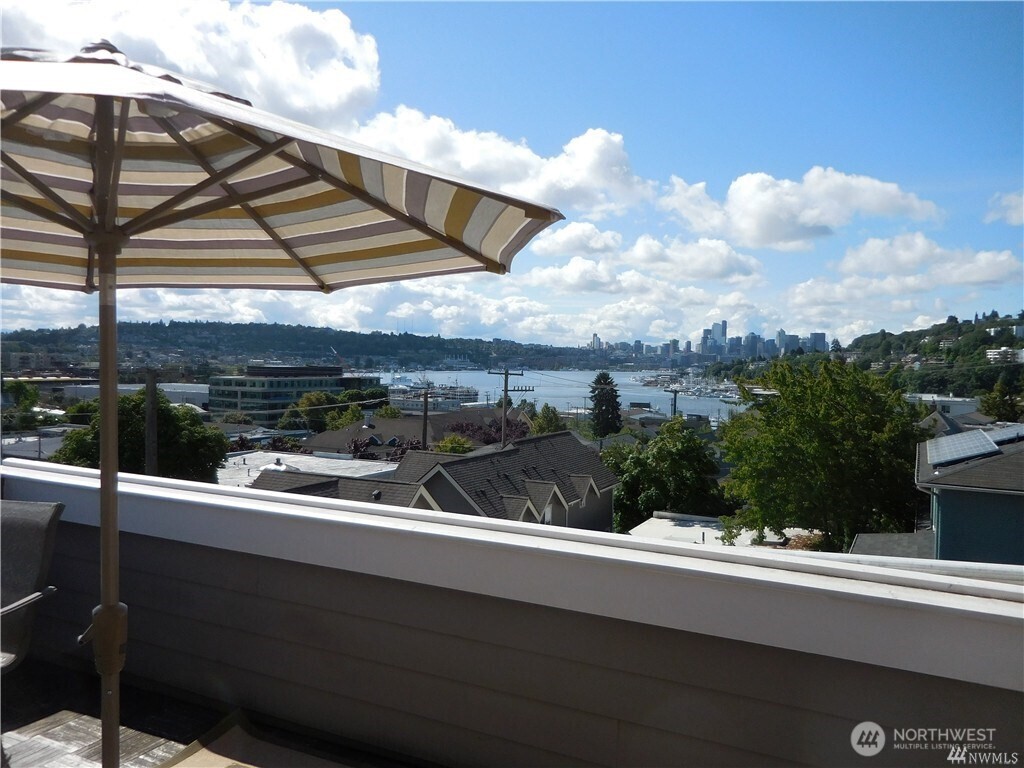 3615 Albion Place North, Unit A Seattle, WA 98103 - Photo 14 of 22