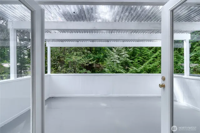 a view of a bathtub in a room