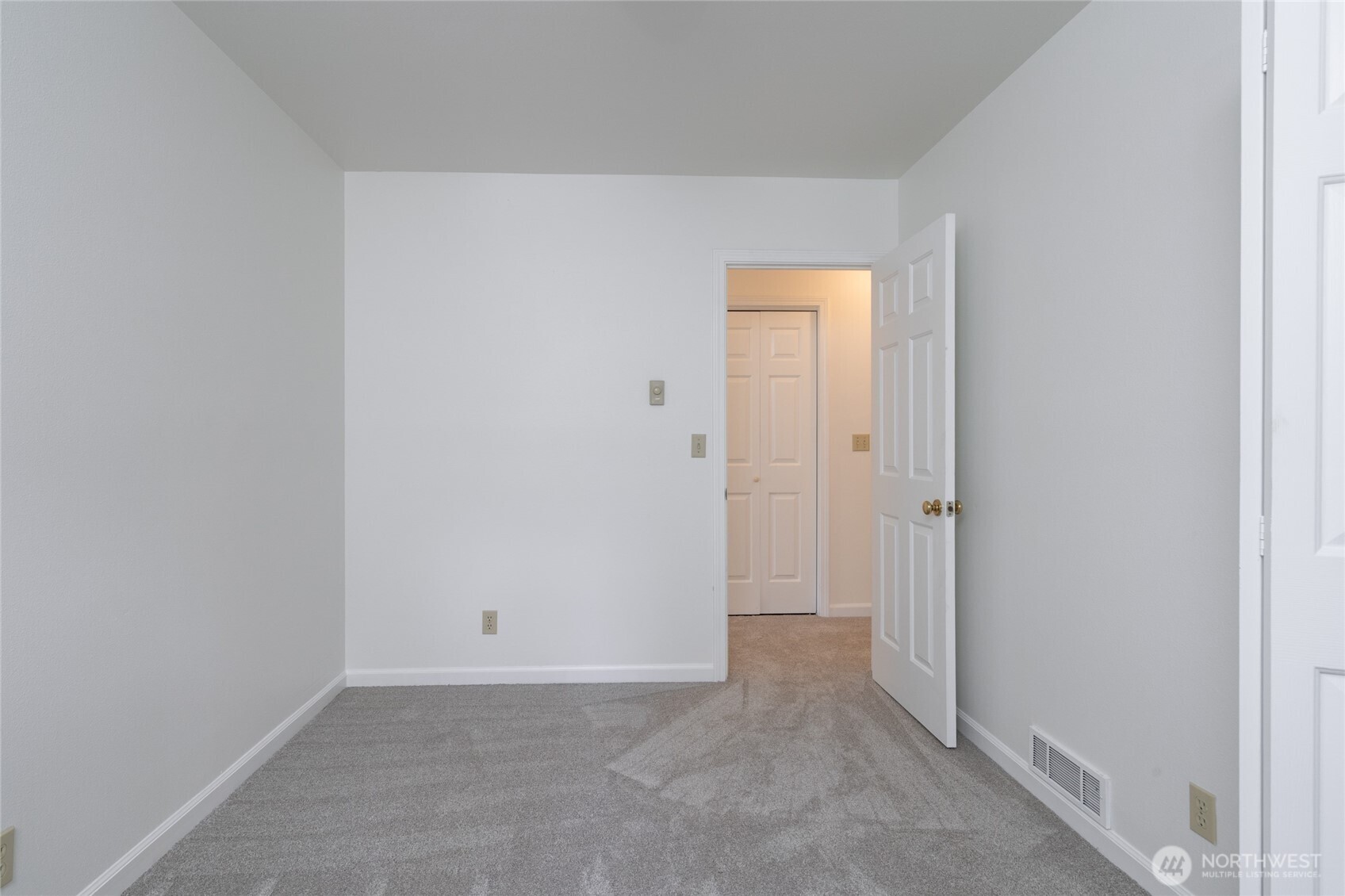 350 Stillaguamish Place La Conner, WA 98257 - Photo 26 of 39