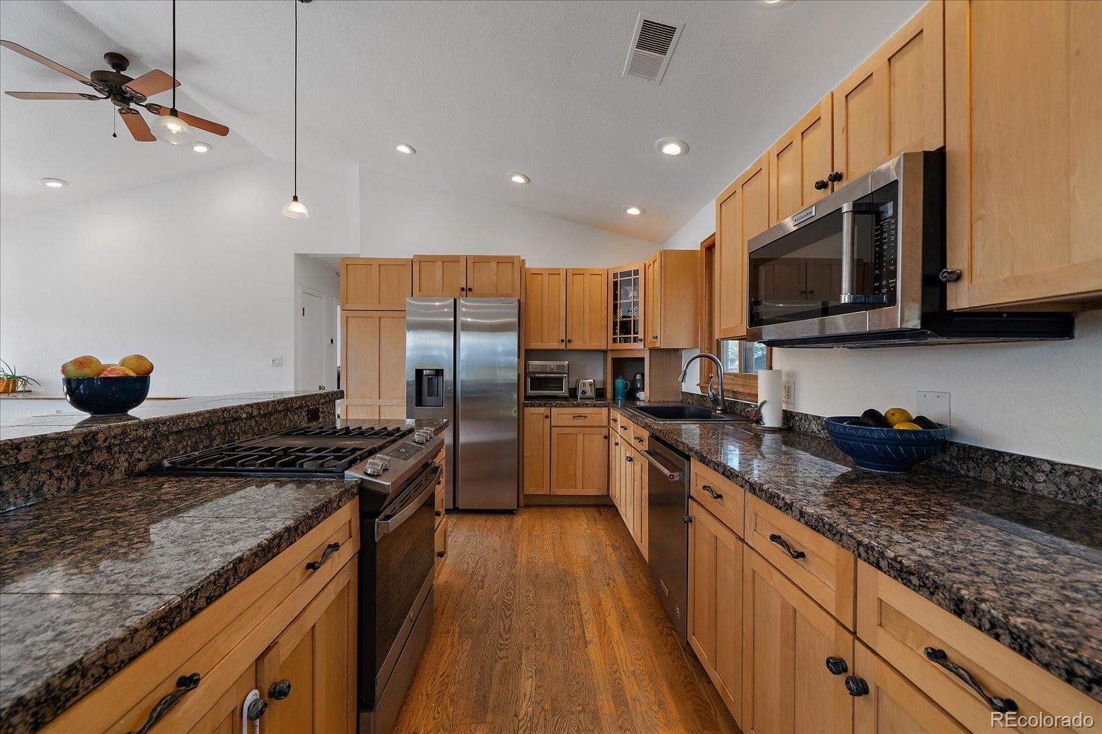26792 Hilltop Road Evergreen, CO 80439 - Photo 15 of 50 Gallery Image 15