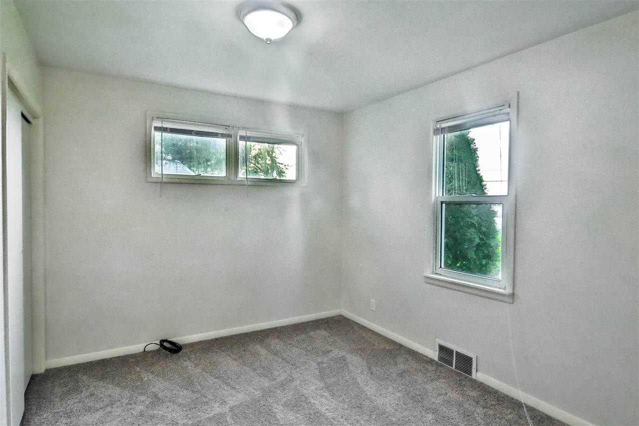 2085 Blackhawk Road Rockford, IL 61109 - Photo 10 of 24 Gallery Image 10