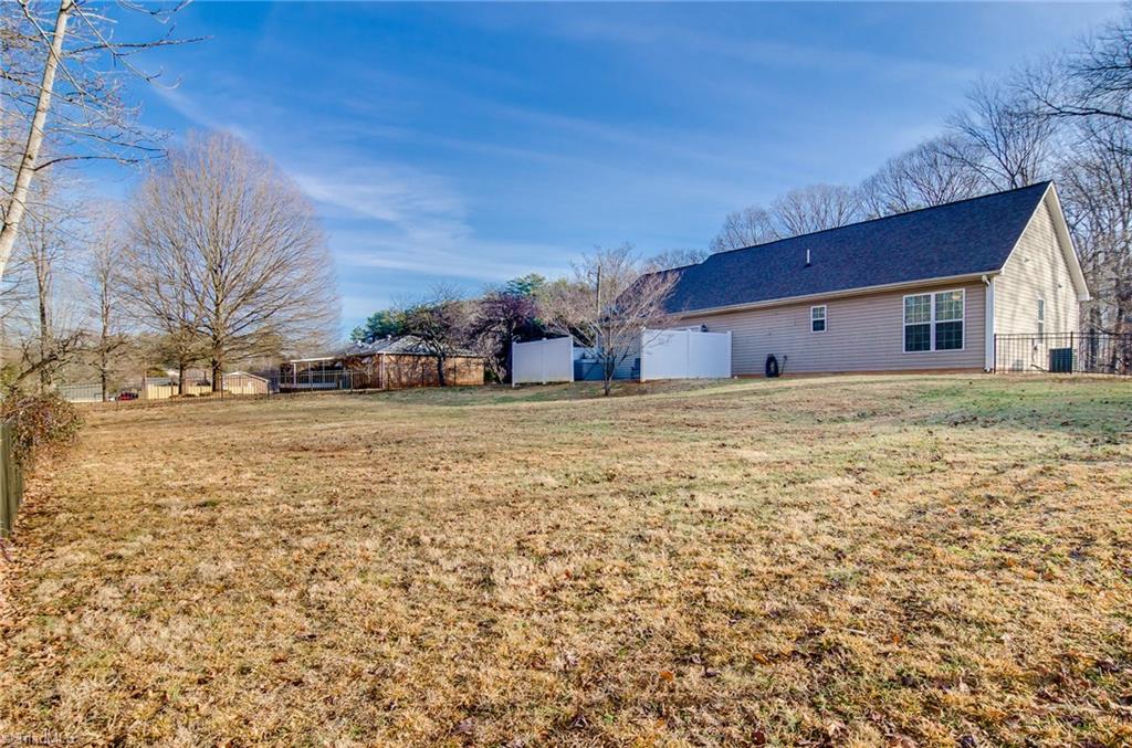 4148 Hubbard Road Winston-Salem, NC 27101 - Photo 21 of 23 Gallery Image 21