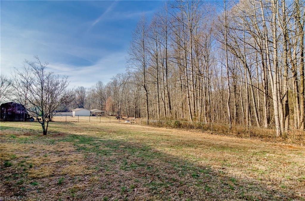 4148 Hubbard Road Winston-Salem, NC 27101 - Photo 22 of 23 Gallery Image 22