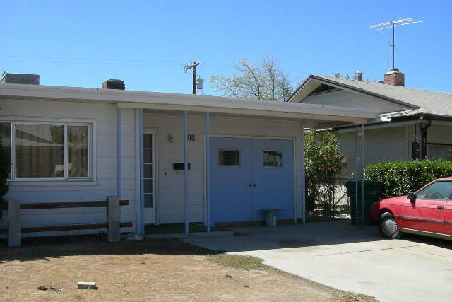 610 Winston Drive Reno, NV 89512 - Photo 2 of 2 a front view of a house with a yard