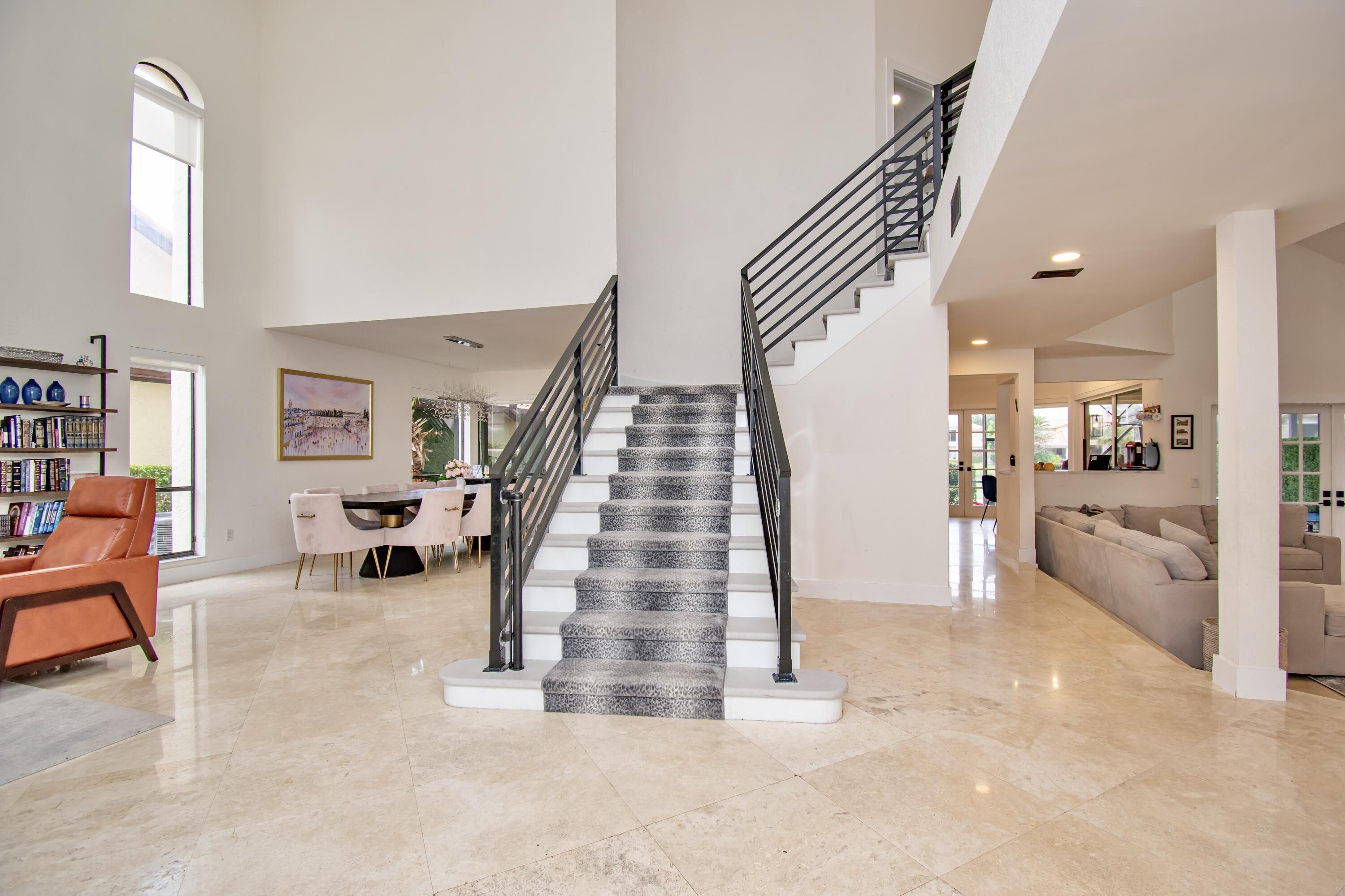 22568 Esplanada Circle Boca Raton, FL 33433 - Photo 9 of 50