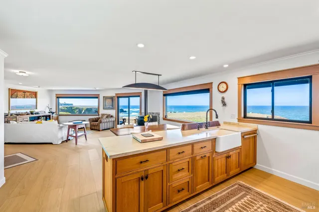$3,299,000 | 45380 Caspar Point Road, Caspar, CA 95420