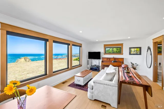 $3,299,000 | 45380 Caspar Point Road, Caspar, CA 95420