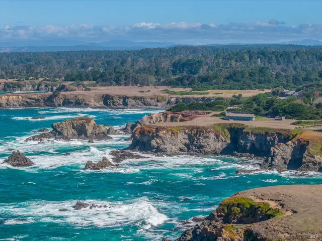 $3,299,000 | 45380 Caspar Point Road, Caspar, CA 95420