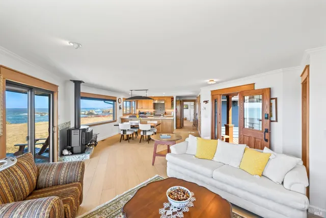 $3,299,000 | 45380 Caspar Point Road, Caspar, CA 95420