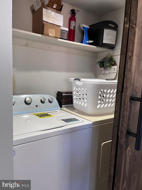 2244 Tanners Ridge Roseland, VA 22967 - Photo 21 of 31 Efficient laundry nook with essentials.