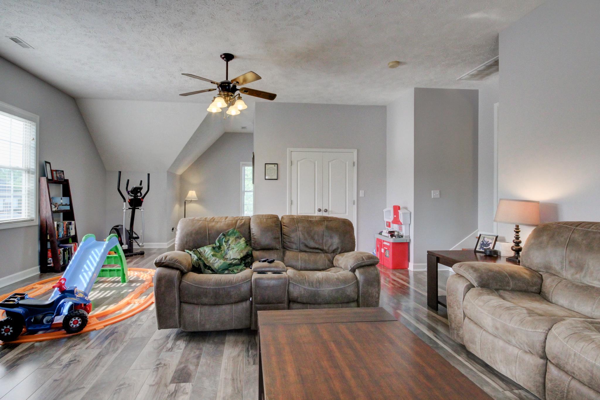 935 South Ridge Trail Clarksville, TN 37043 - Photo 24 of 30 Gallery Image 24
