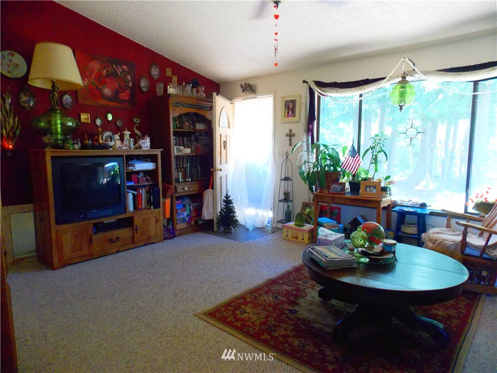 164 Shenandoah Road Silverlake, WA 98645 - Photo 2 of 24 Gallery Image 2