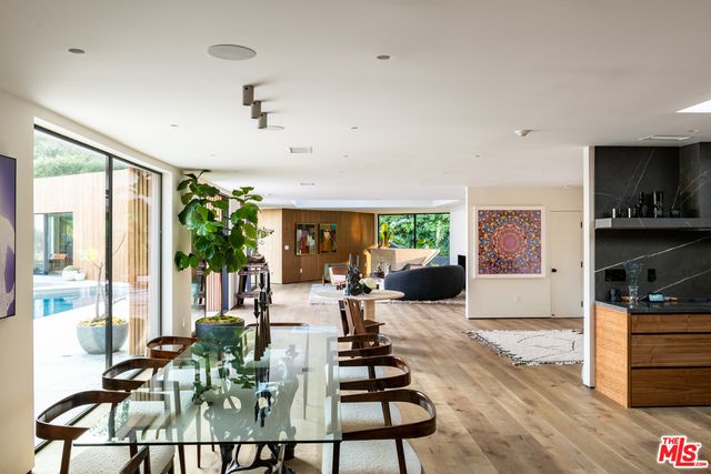 $6,250,000 | 1883 Rising Glen Road, Los Angeles, CA 90069