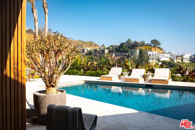 $6,250,000 | 1883 Rising Glen Road, Los Angeles, CA 90069