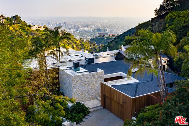 $6,250,000 | 1883 Rising Glen Road, Los Angeles, CA 90069